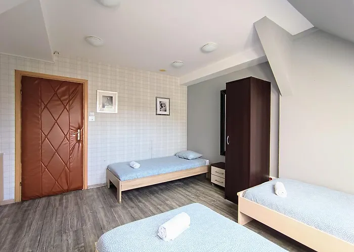 Hostel Fitness - Restauracja, Darmowy Parking *