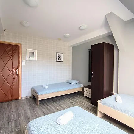 Hostel Fitness - Darmowy Parking *