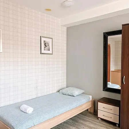 Hostel Fitness - Darmowy Parking Vratislav