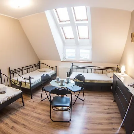 Hostel Fitness - Restauracja, Darmowy Parking I Silownia *