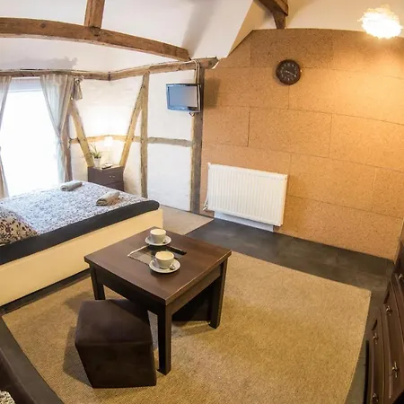 Hostel Fitness - Restauracja, Darmowy Parking I Silownia *