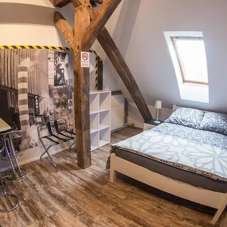 Hostel Fitness - Restauracja, Darmowy Parking I Silownia *