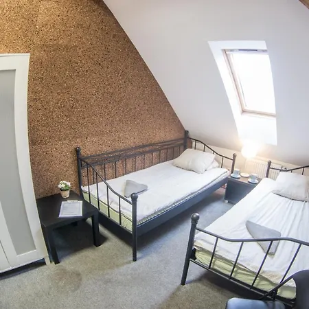 Hostel Fitness - Restauracja, Darmowy Parking I Silownia *